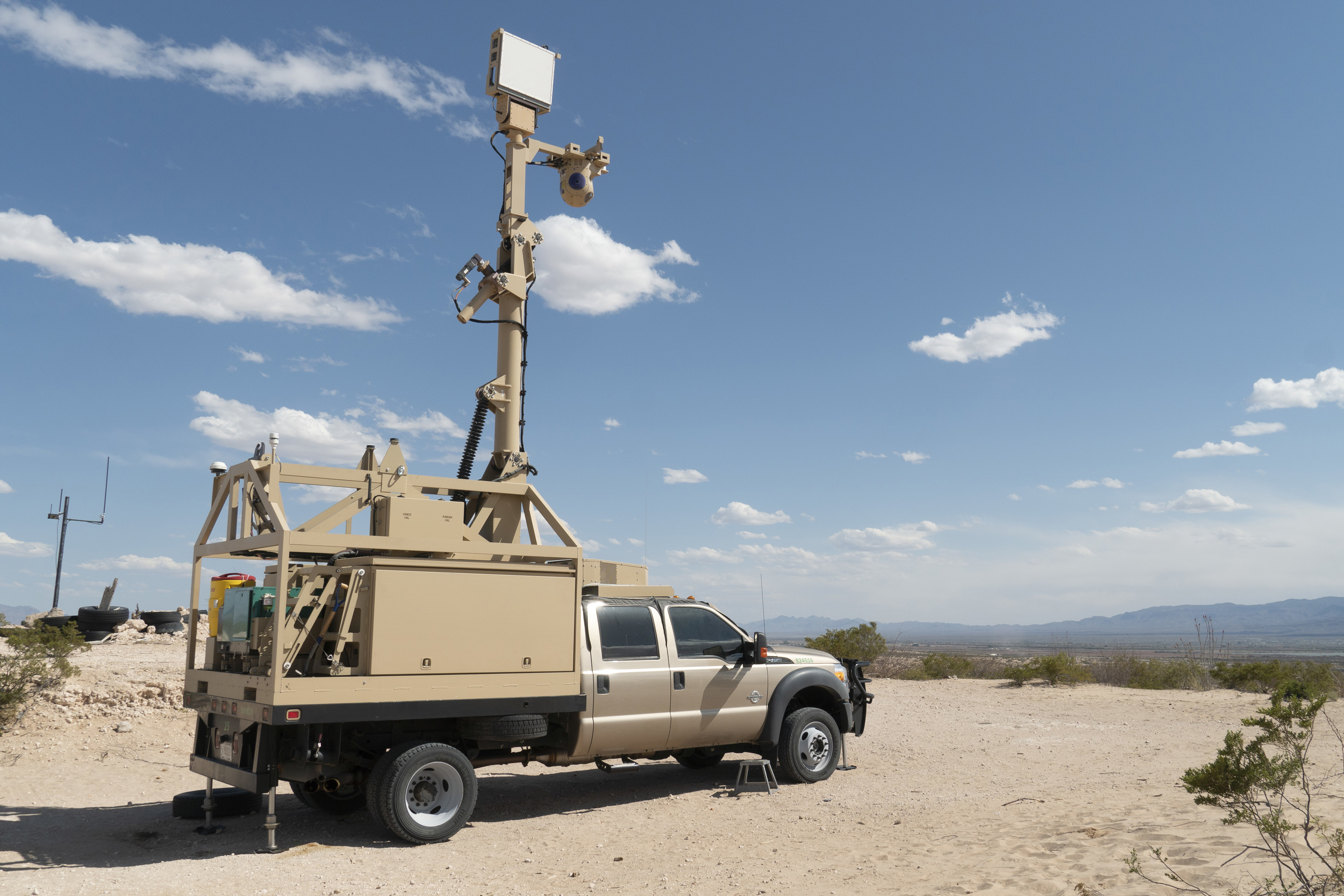 mobile surveillance camera system